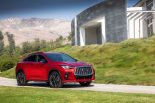 インフィニティQX55（エクステリア：フロント＆サイドビュー）