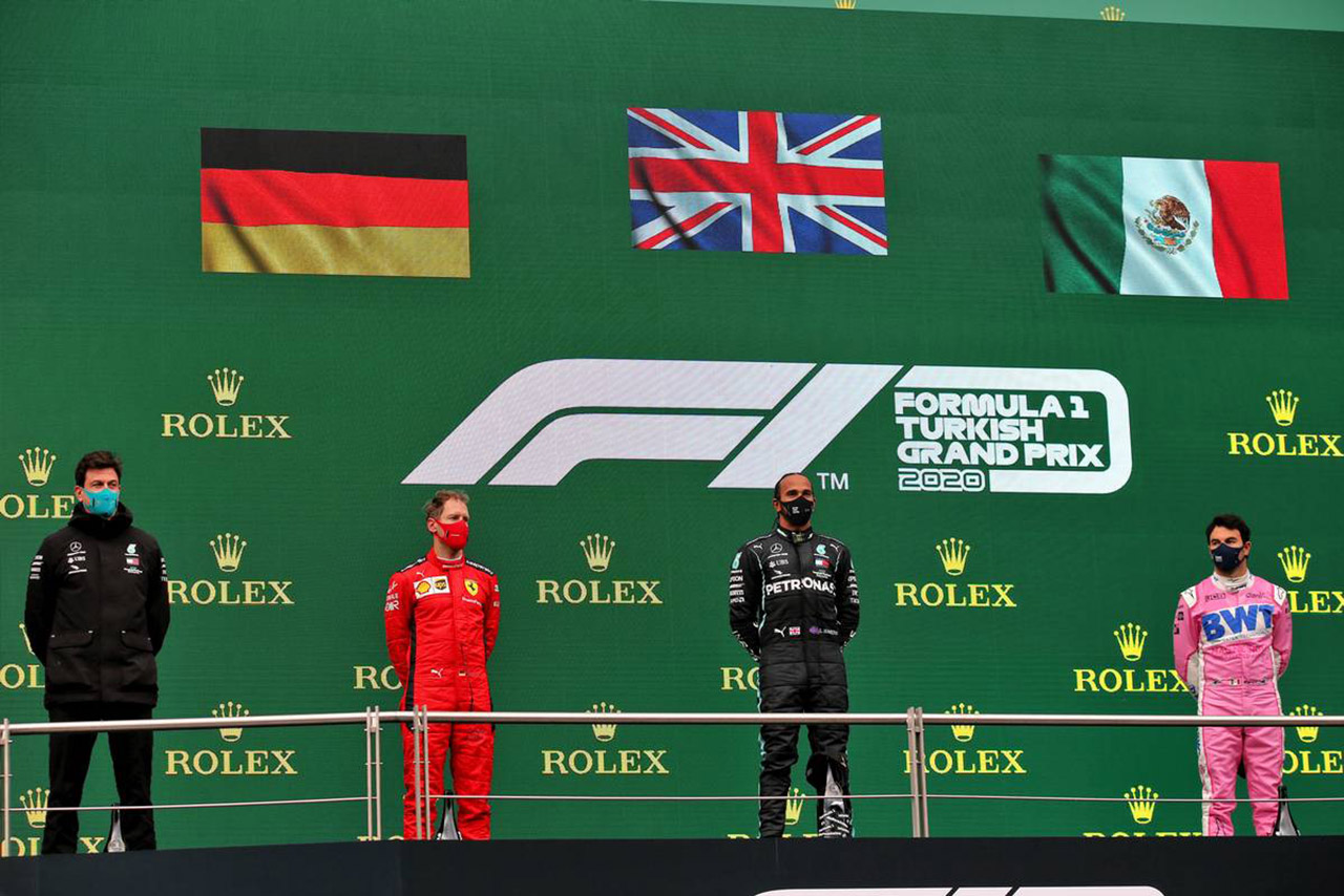 表彰台に上がったのは、最終的にミスをしなかったベテラン陣でした