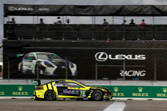 エイム・バッサー・サリバンの14号車レクサスRC F GT3