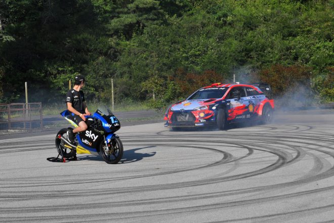 2020年6月に行われたWRC＆MotoGPクロスオーバーイベント