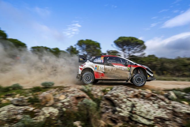 エルフィン・エバンスと14点差のランキング2番手につけるセバスチャン・オジエ（トヨタ・ヤリスWRC）