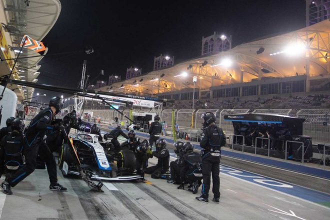 2020年F1第15戦バーレーンGP　ジョージ・ラッセル（ウイリアムズ）のピットストップ