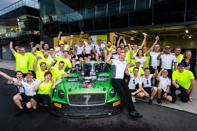 バサースト12時間で優勝を飾った7号車ベントレー・コンチネンタルGT3