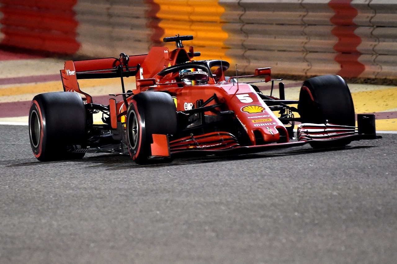 2020年F1第16戦サクヒールGPセバスチャン・ベッテルのフェラーリSF1000 