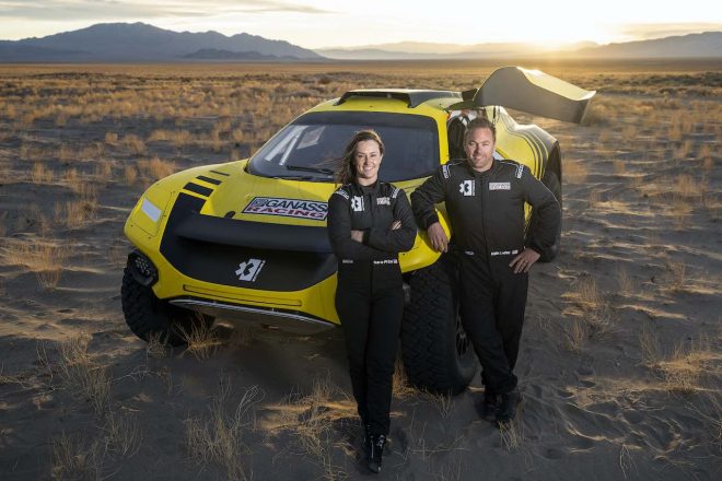 名門Chip Ganassi Racingにデリバリーされた『ODYSSEY 21』をシェイクダウンした、サラ・プライスとカイル・ルデュック