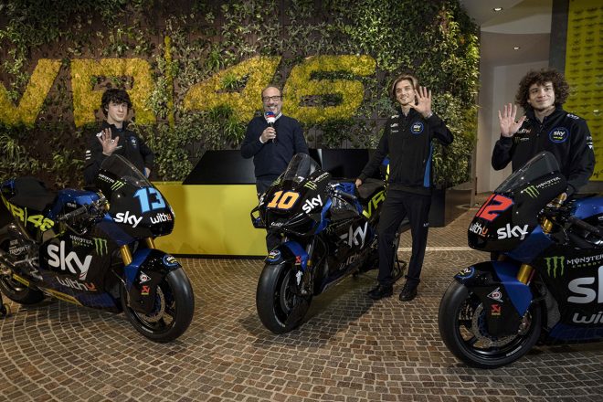 2021年に駆るマシンのカラーリングを公開したスカイ・レーシング・チーム・VR46