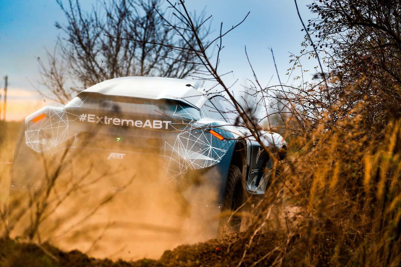 『ABT CUPRA XE』のエントリー名でExtreme E参戦を表明したエクストローム。ブランドの電動大使として"e-CUPRA ABT XE1"のステアリングを握る