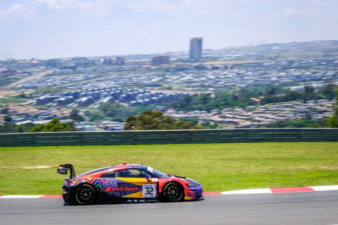 アウディスポーツ・チームWRTの32号車アウディR8 LMS