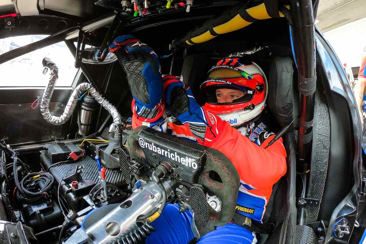 自身2014年以来の戴冠を目指したルーベンス・バリチェロ（フルタイム・スポーツ）は、不発の16位に終わった