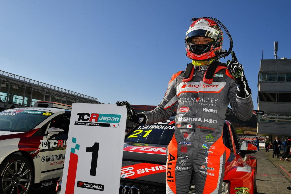 TCRジャパン2020年シーズンでダブルタイトルを獲得した篠原拓朗