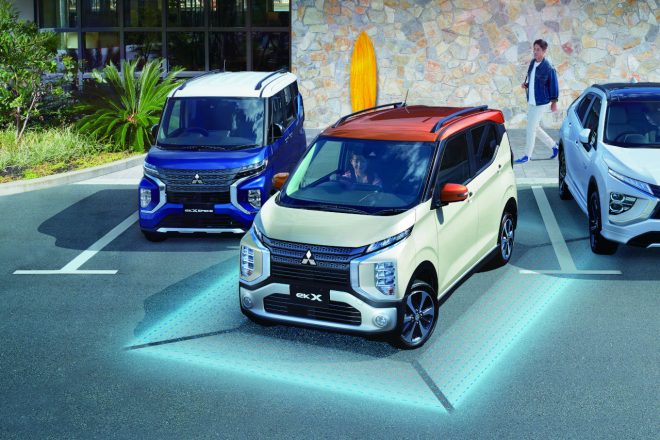 eKクロス G Plus Edition 4WD マルチアラウンドモニター イメージ