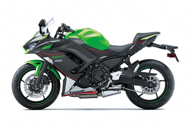 カワサキ・ニンジャ650 KRT EDITION（ライムグリーン×エボニー）／左サイド