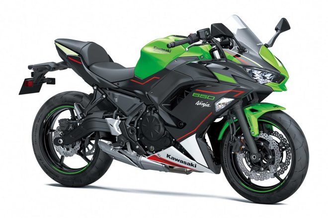 カワサキ・ニンジャ650 KRT EDITION（ライムグリーン×エボニー）／右フロント