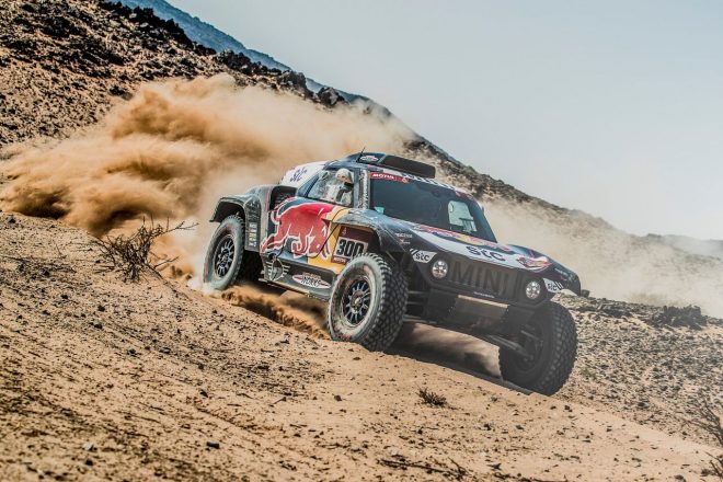 Xレイド・ミニ・JCWチームのカルロス・サインツ（ジョン・クーパー・ワークス・バギー）