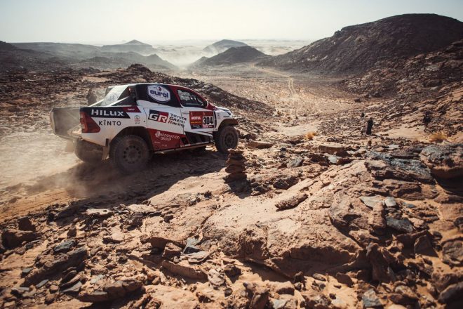 ジニエル・ド・ヴィリエール／アレックス・ハロ組（トヨタ・ハイラックス）