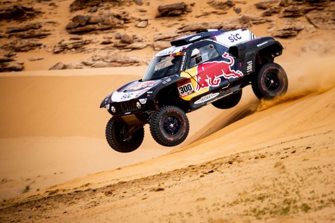 カルロス・サインツ（ジョン・クーパー・ワークス・バギー）