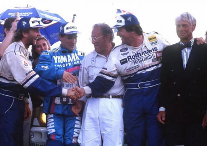 1992年、ミツビシ・パジェロを駆りパリ-ル・カップ・ラリーのオート部門を制したユベール・オリオール