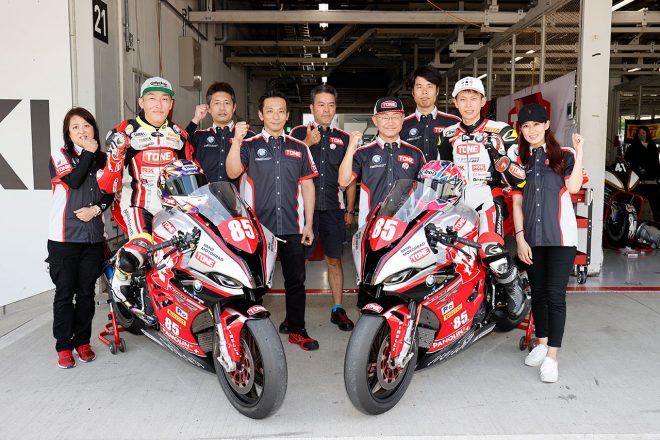 2021年は星野知也と渥美心の2台体制で全日本ロードST1000クラスを戦うTONE RT SYNCEDGE 4413 BMW（写真は2020年7月鈴鹿テスト）