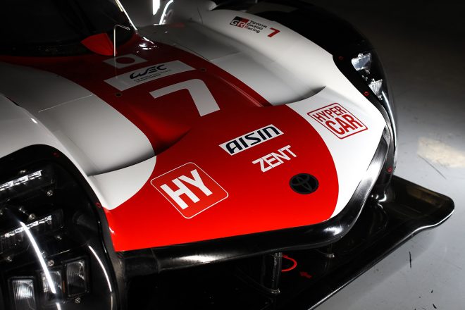 GR010ハイブリッドのフロントまわり