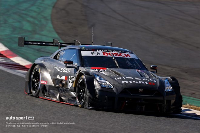 ニッサンGT-RニスモGT500の開発車両である230号車
