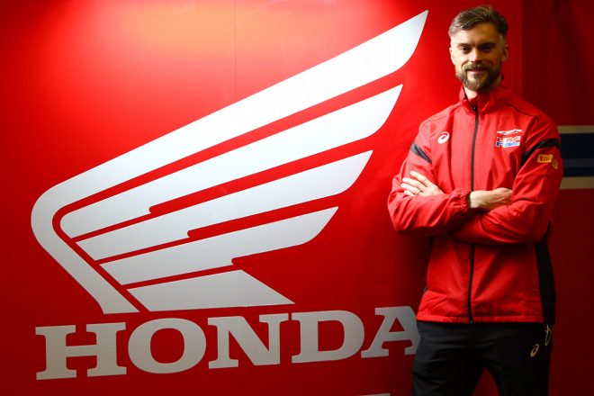 2021SBK：TEAM HRCのチームマネージャーに就任したレオン・キャミア／1月20～21日に実施されたヘレステスト