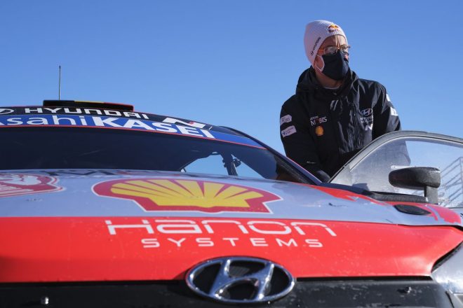 ティエリー・ヌービル（ヒュンダイi20クーペWRC）