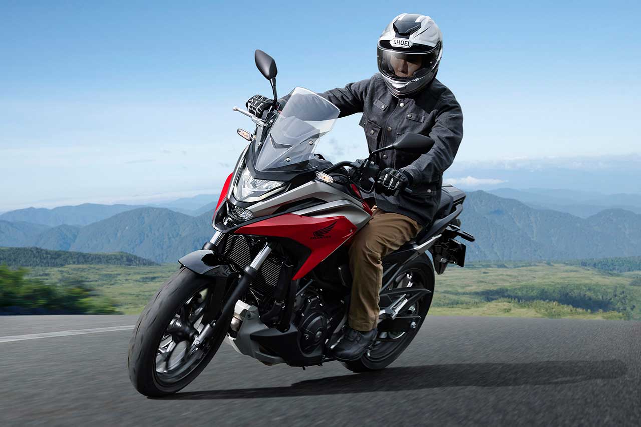 ホンダNC750X “デュアル・クラッチ・トランスミッション”（走行イメージ）