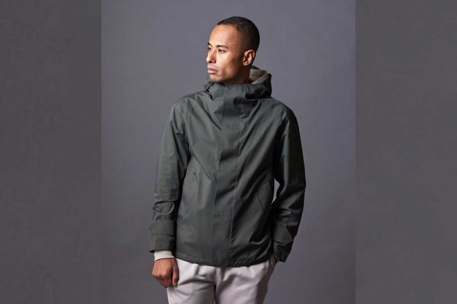 LIGHT WEIGHT SHELL PARKA：75,000円（税抜）