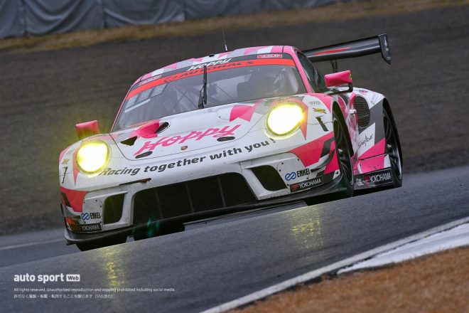 岡山国際サーキットでのGT3スポーツ走行を走るHOPPY Porsche