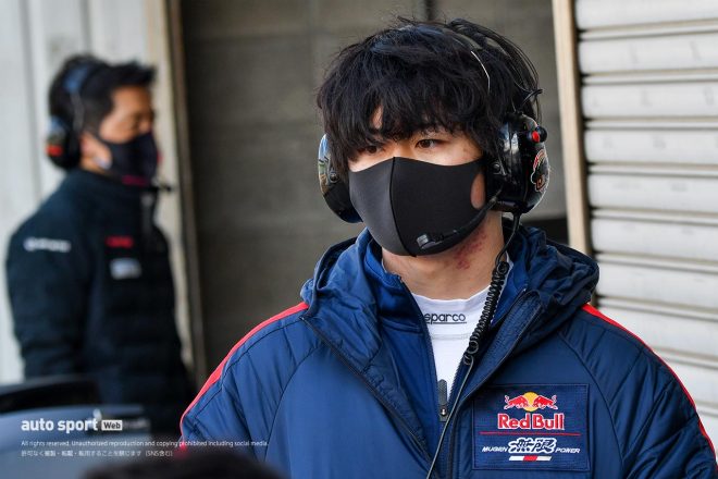 16号車Red Bull MOTUL MUGEN NSX-GTをドライブした大湯都史樹