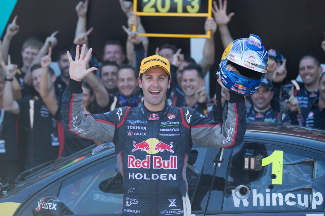 2022年以降はローランド・デーンからチーム・プリンシパルとマネージングディレクター職の双方を引き継ぐ