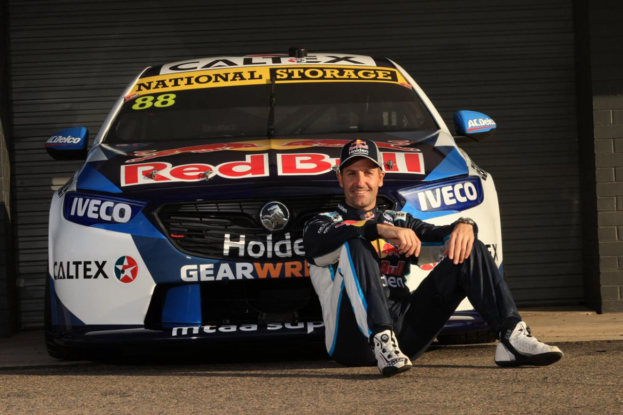2021年もRed Bull Ampol Racing（レッドブル・アンポル・レーシング）のホールデン・コモドアZBをドライブし、最後のタイトル獲得に挑む