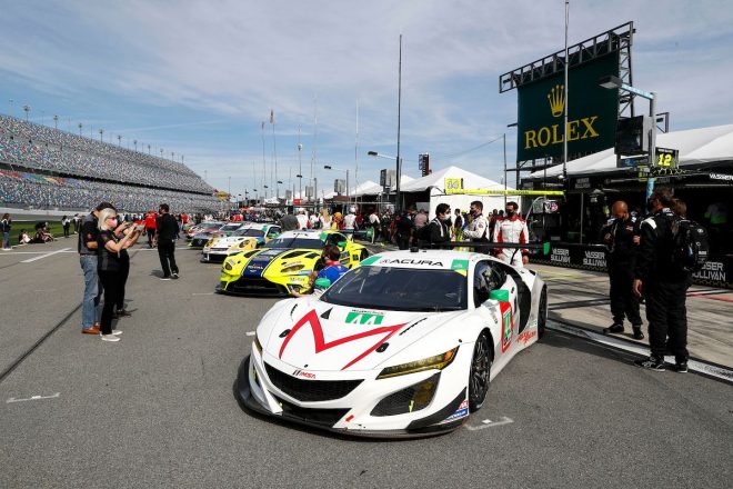 マグナス・ウィズ・アークエンジェルの44号車アキュラNSX GT3 Evo