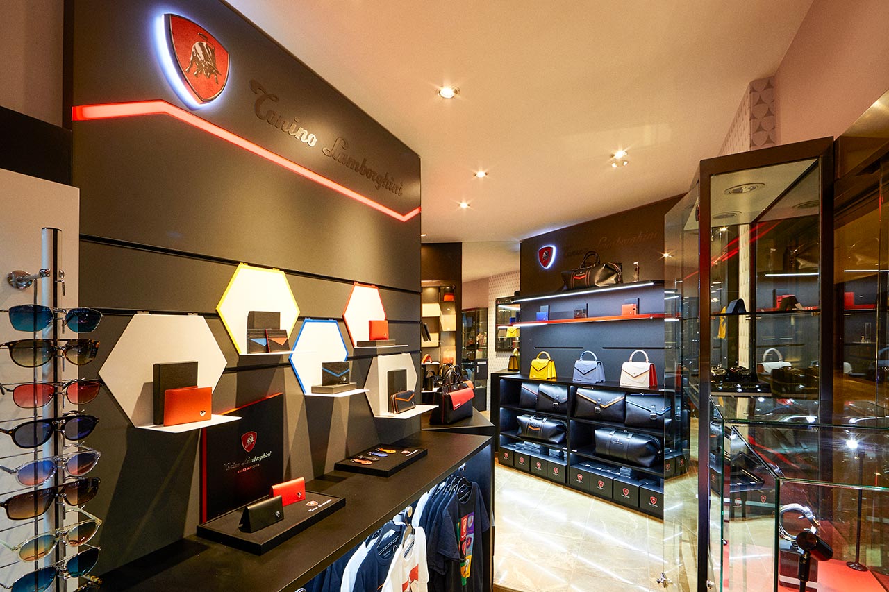 NAインターコンチネンタル東京にオープンした『トニーノ・ランボルギーニ』のオフィシャルショップ