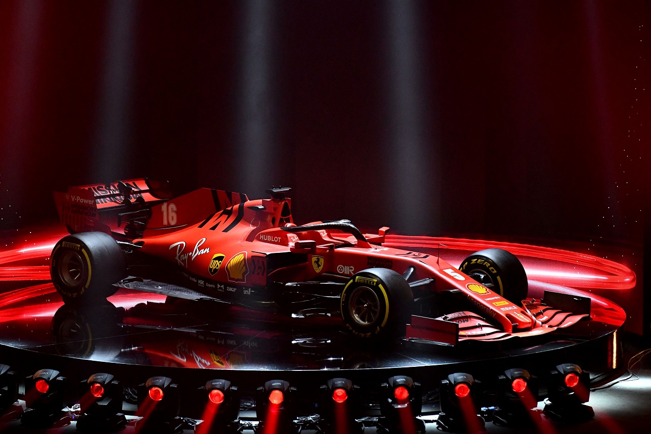 2020年フェラーリSF1000発表会