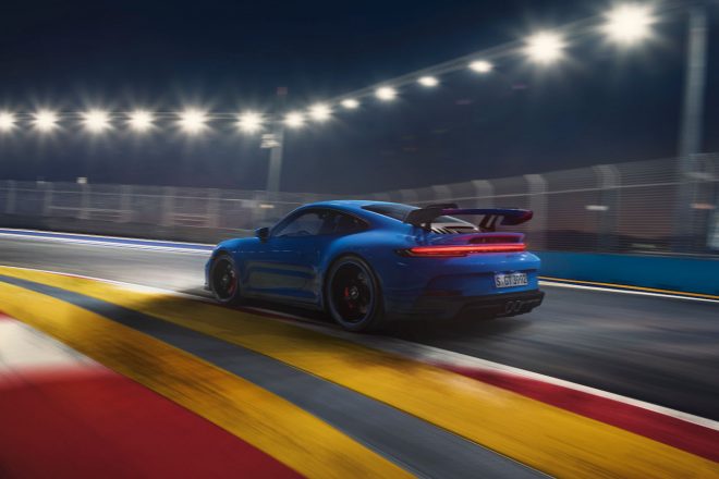 新型ポルシェ911 Gt3 992型