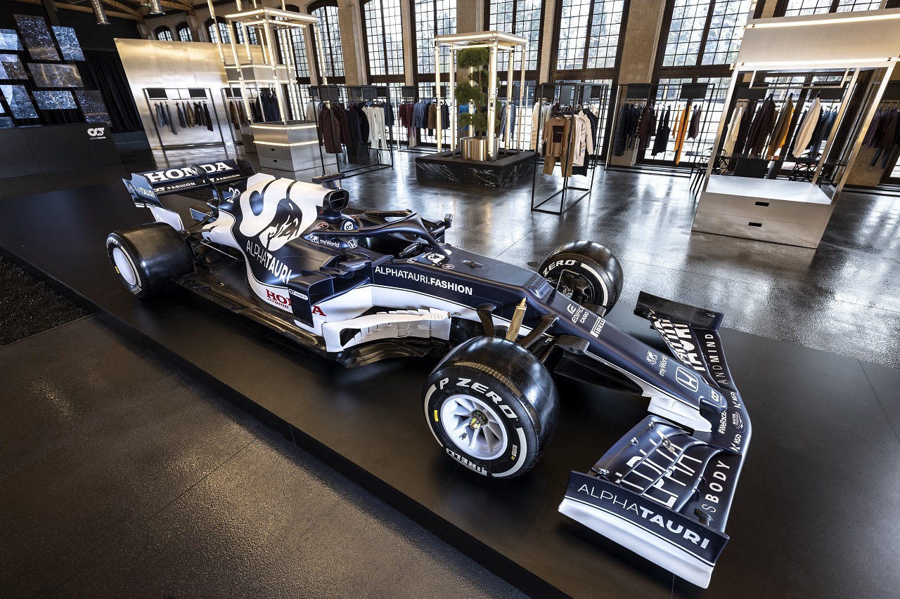 2021年型アルファタウリ『AT02』・ホンダの発表会