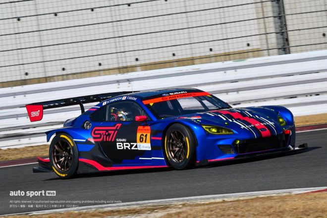 富士スピードウェイを走る新型スバルBRZ GT300