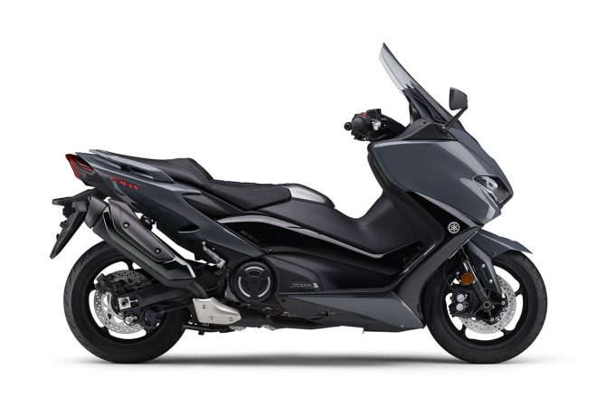 2021年モデルのヤマハTMAX560 TECH MAX ABS(パステルダークグレー)