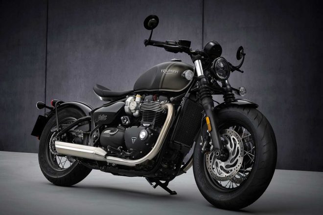 トライアンフ　2021年型ボンネビルボバー