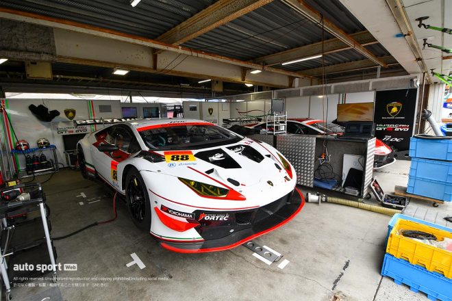 JLOC ランボルギーニ GT3