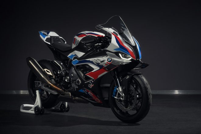 2021MotoGP：セーフティバイクとして使用されるBMW M1000RR