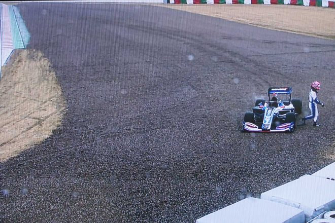 雨足が強まるなか好走をみせるも、コースオフが続いた小高一斗（KCMG）