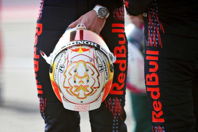 2021年F1プレシーズンテスト1日目　マックス・フェルスタッペン　ヘルメット（レッドブル・ホンダ）
