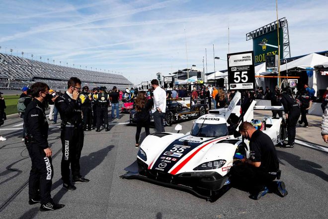 2021年開幕戦デイトナ24時間レースでは3位に入ったマツダRT-24P
