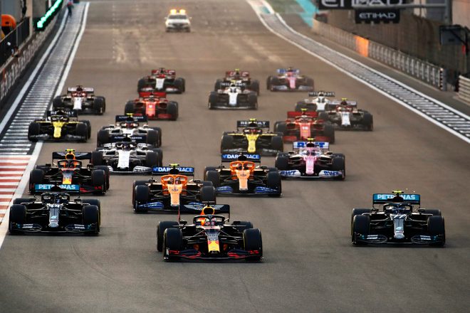 2020年F1第17戦アブダビGPのスタートシーン