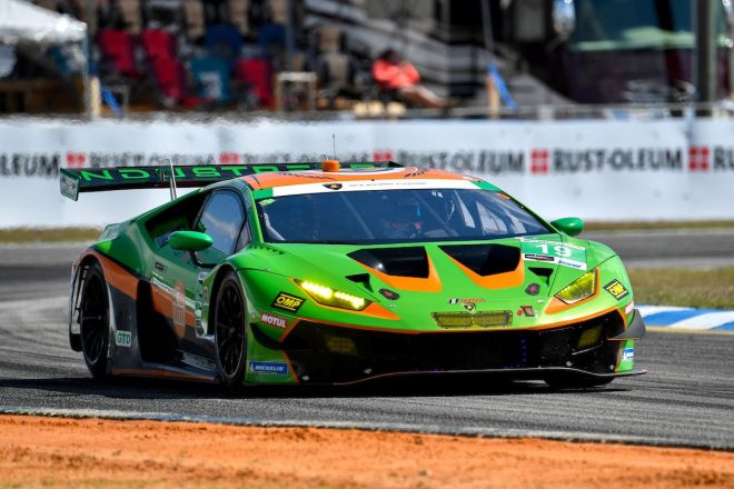 GRT・グラッサー・レーシング・チームの19号車ランボルギーニ・ウラカンGT3エボ