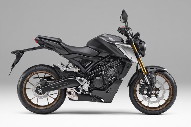 ホンダCB125R（マットガンパウダーブラックメタリック）