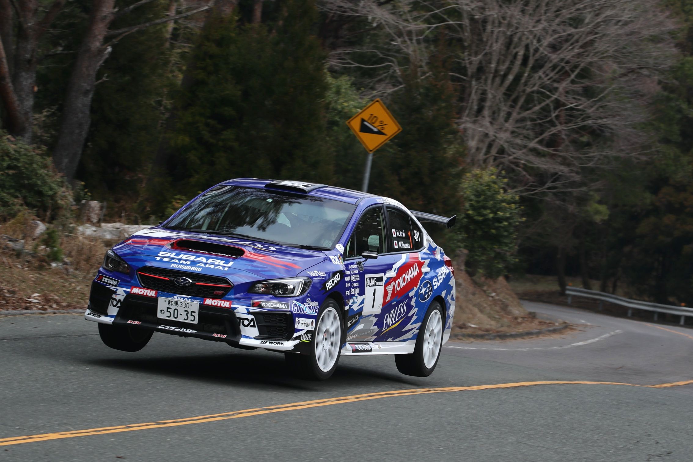 ADVAN KYB AMS WRX（新井大輝／小坂典嵩組）