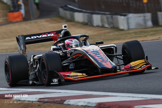 2020年スーパーフォーミュラ第7戦富士　予選アタックを行う坪井翔（JMS P.MU/CERUMO・INGING）